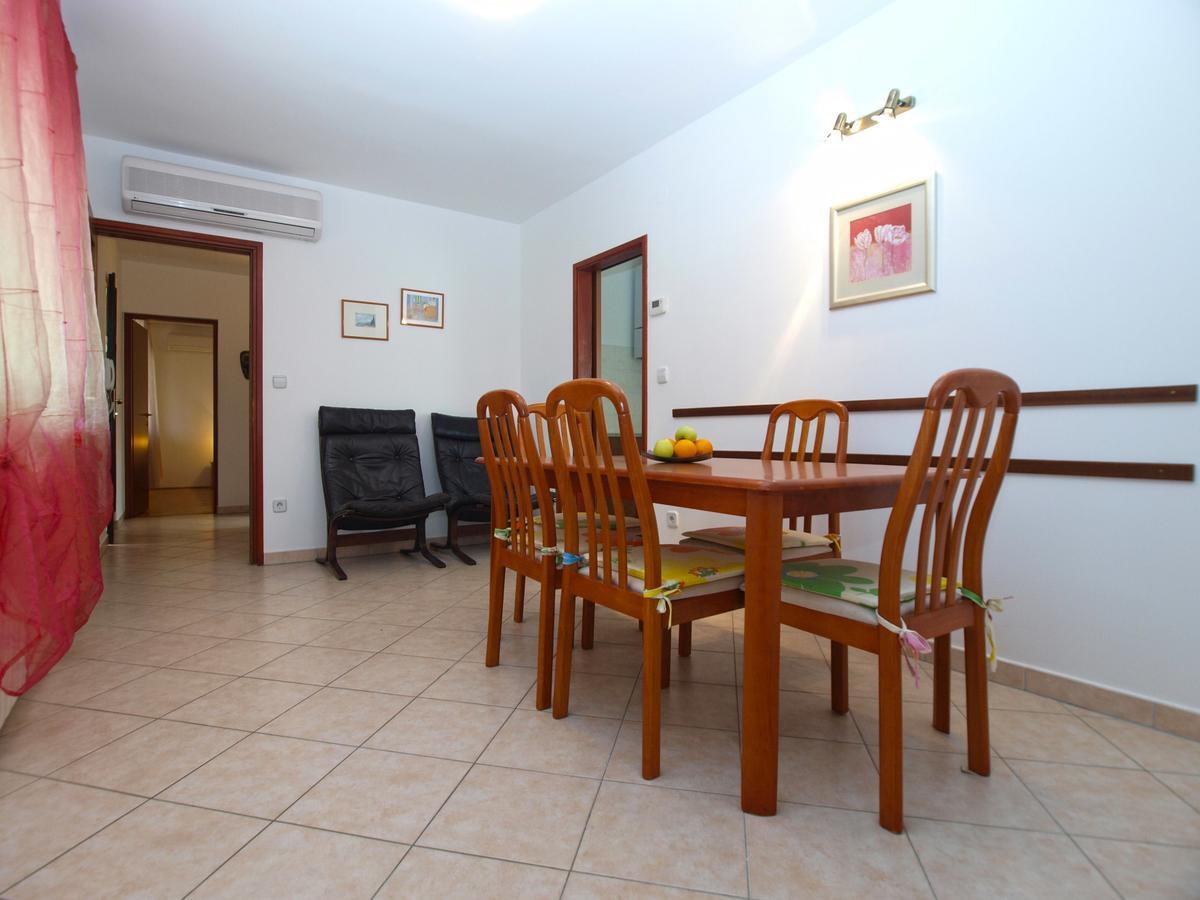Apartment Alma 1600 Пула Екстер'єр фото